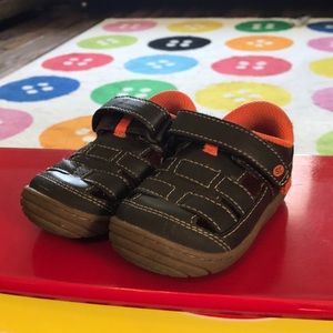 Baby sandals - gently used